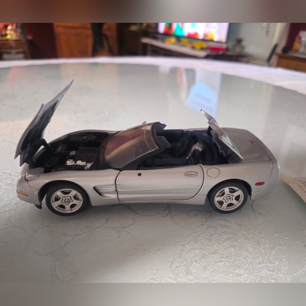 Franklin Mint Precision Model 1998 Corvette